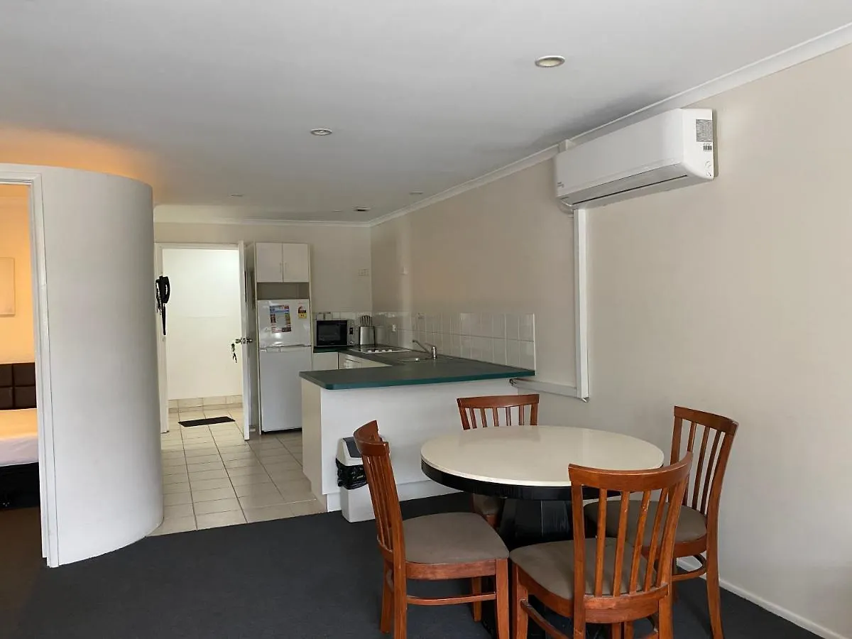 Motel Cosmopolitan Motel&apartamentos con servicio Rockhampton