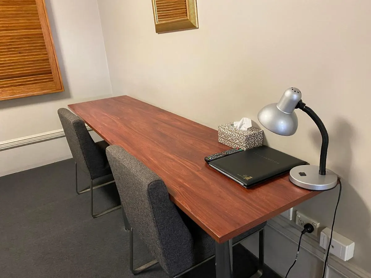Cosmopolitan Motel & Serviced Apartments Rockhampton 3*,