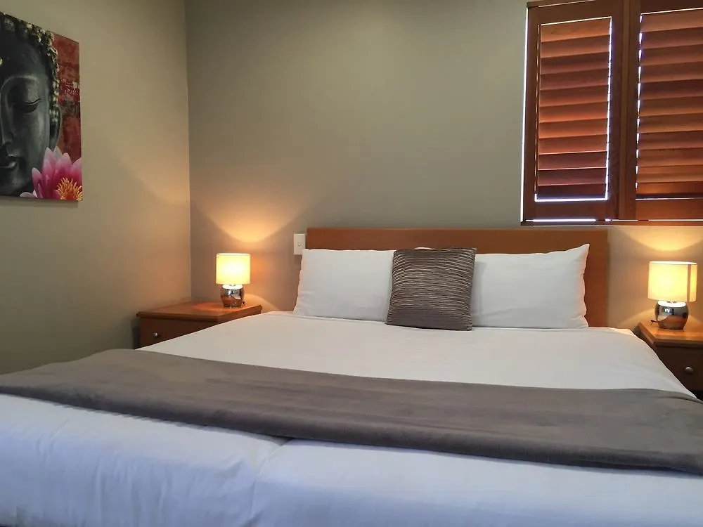 Cosmopolitan Motel & Serviced Apartments Rockhampton